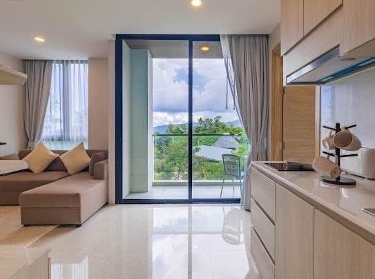 Pool-View 1-Bedroom Apartment — The Viva Patong 11