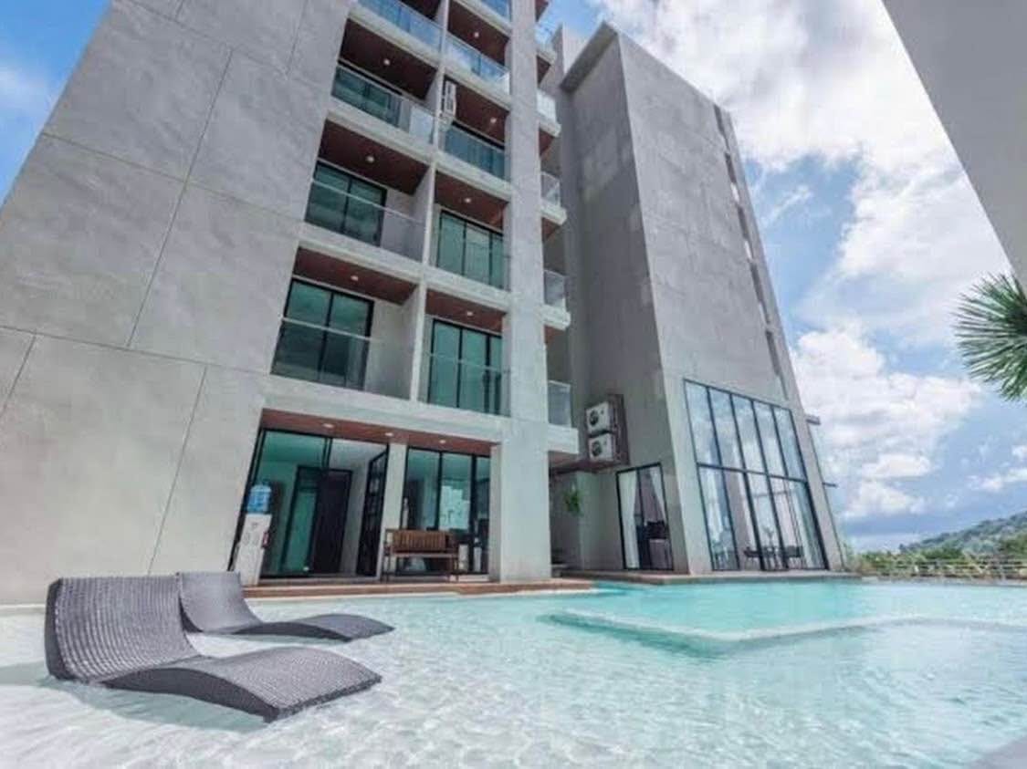 Pool-View 1-Bedroom Apartment — The Viva Patong 3