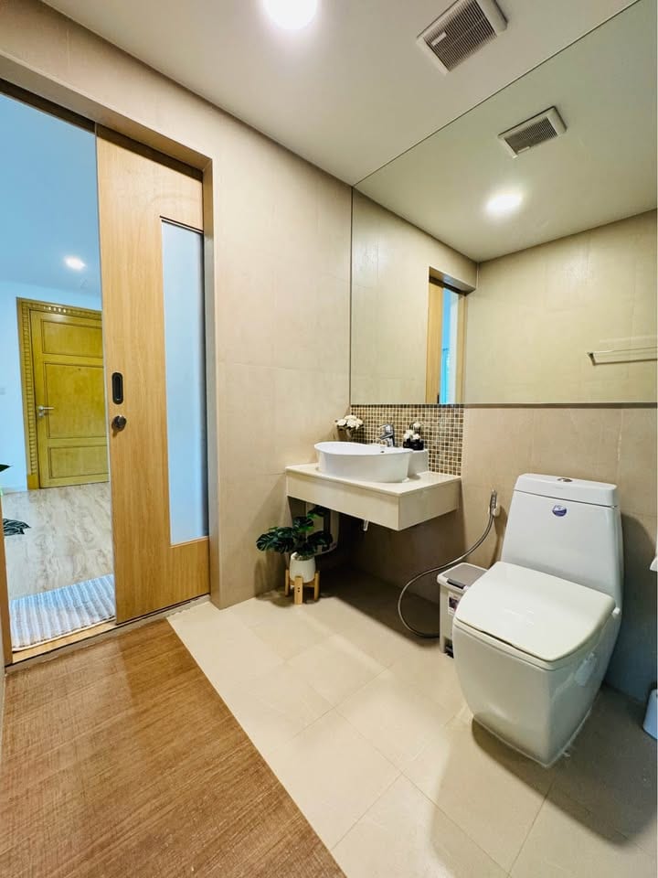 Sea-View One-Bedroom Apartment — Baycliff, Patong 10