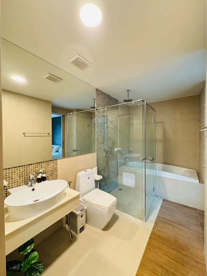 Sea-View One-Bedroom Apartment — Baycliff, Patong 9