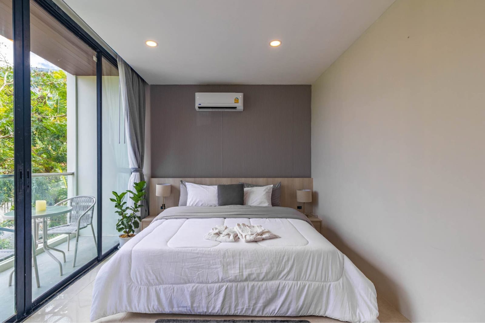 Pet-Friendly 1-Bedroom Apartment — Patong 11