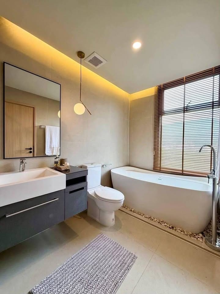 Top-Floor Two-Bedroom Apartment — The Deck Patong 9