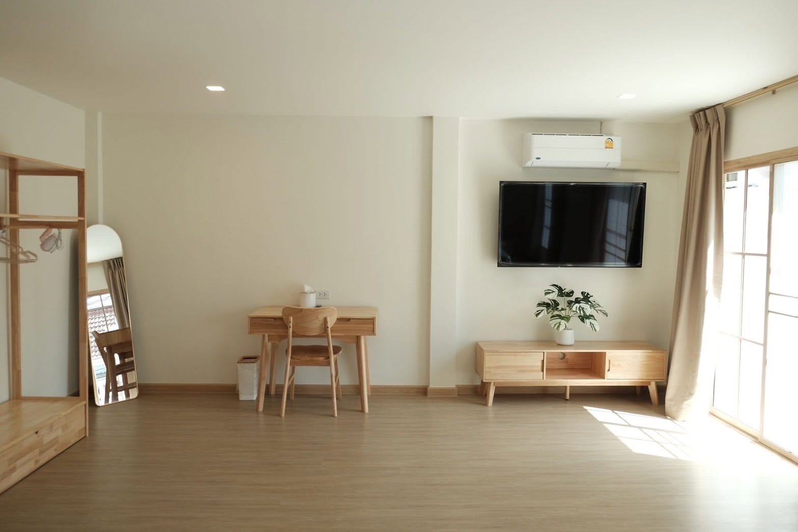 Semi-Detached House with Communal Pool — Nanai Road, Patong 11