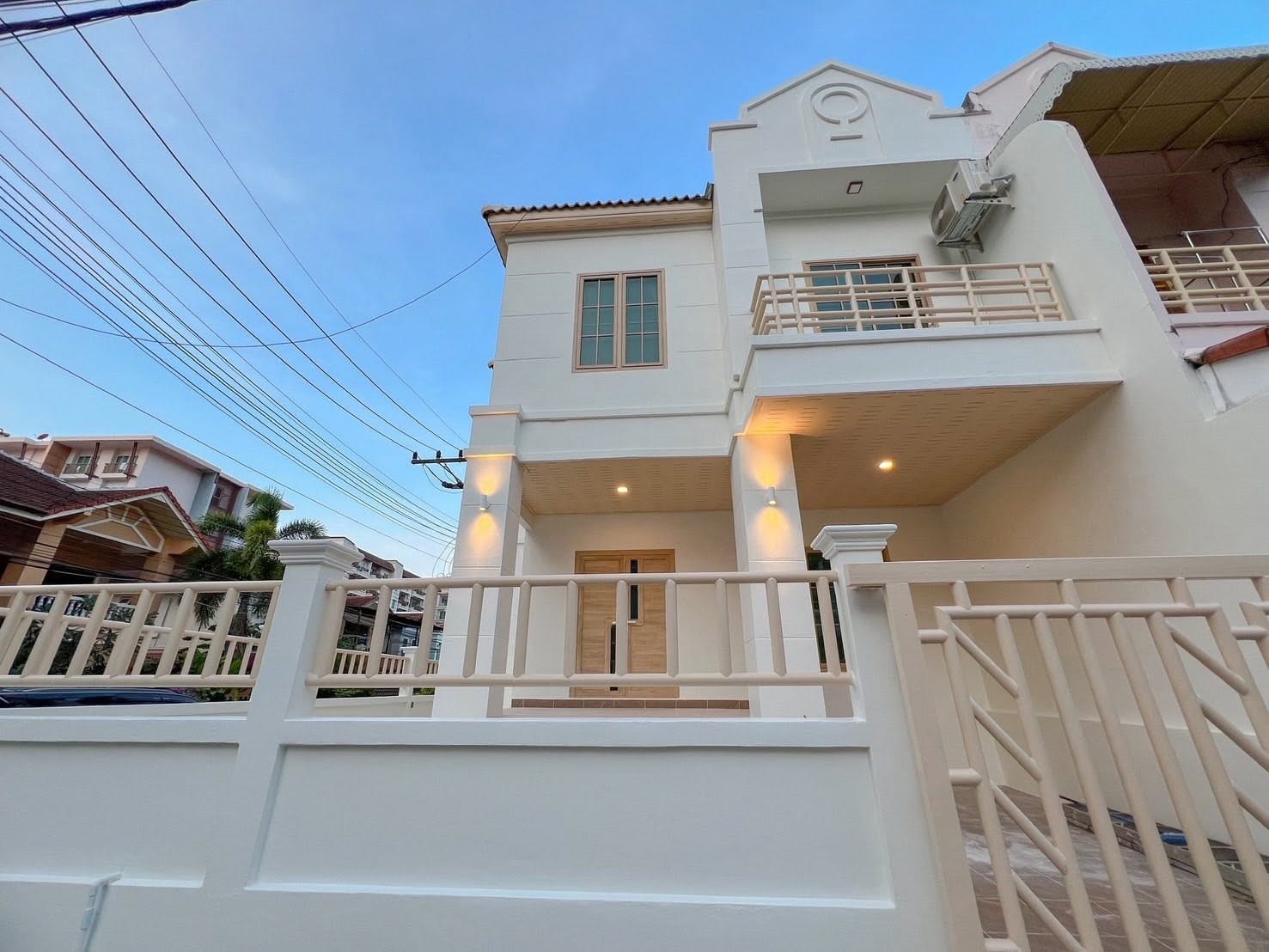 Semi-Detached House with Communal Pool — Nanai Road, Patong 4