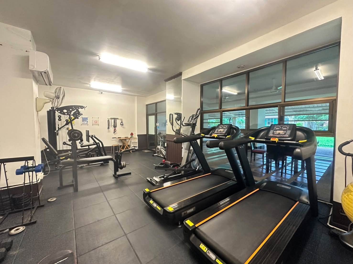 1-Bedroom Condo for Rent in Patong, Phuket — interior view