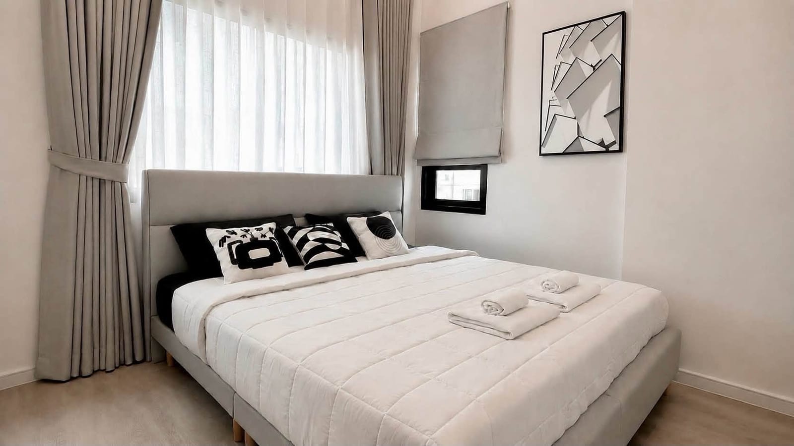 Modern Pool Villa in a Quiet Corner of Patong 12