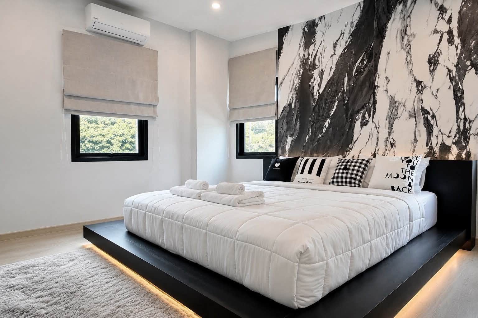 Modern Pool Villa in a Quiet Corner of Patong 14