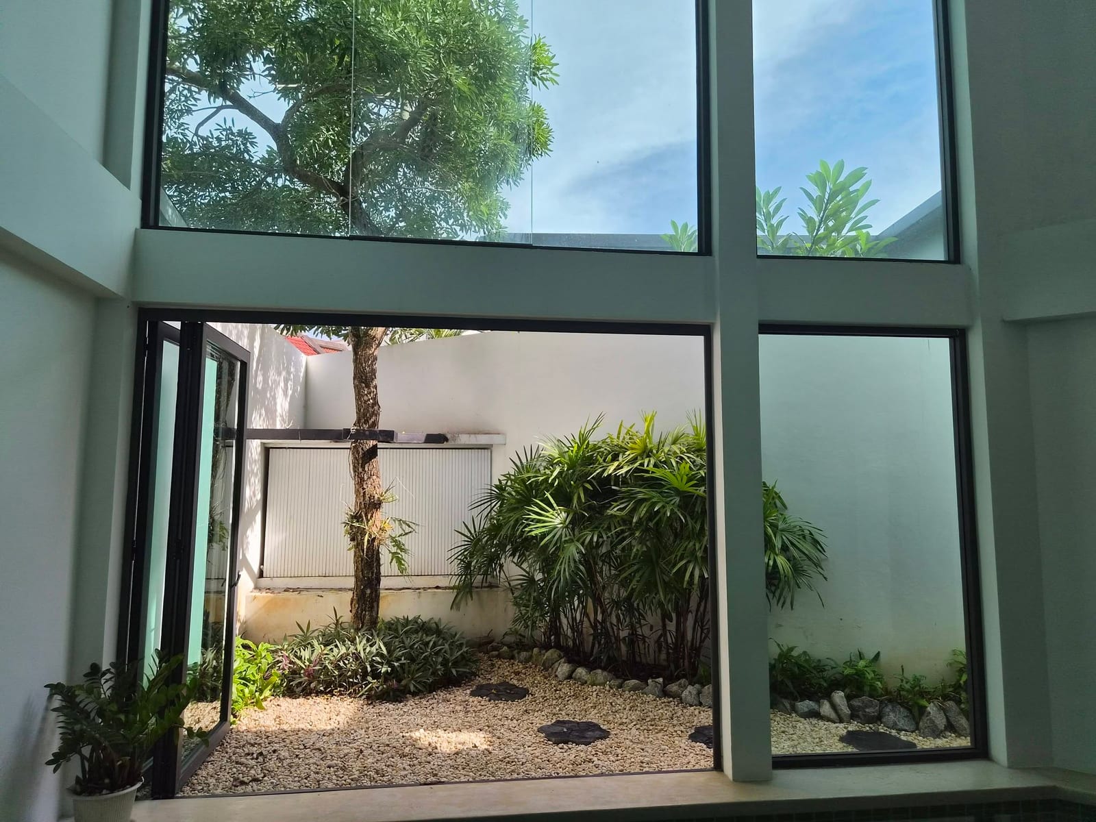 3-Bedroom Villa for Rent in Phuket Town — exterior view