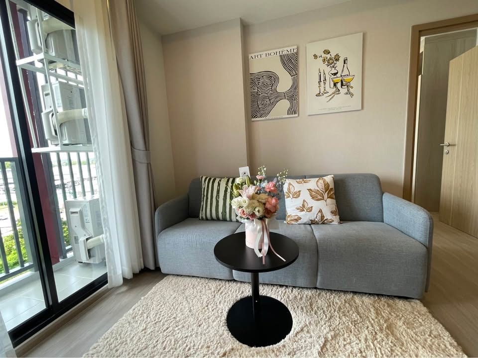 2-Bedroom Condo for Rent in Phuket Town — interior view