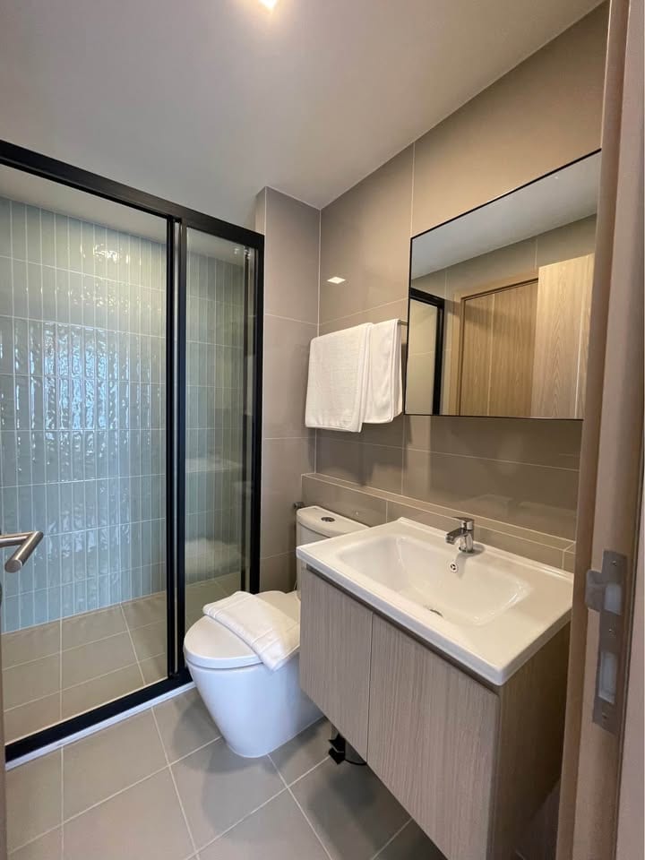 2-Bedroom Condo for Rent in Phuket Town — interior view