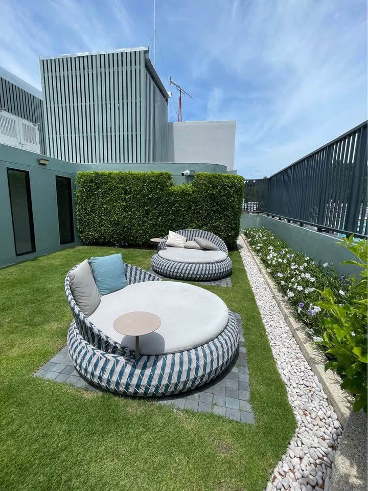 2-Bedroom Condo for Rent in Phuket Town — exterior view
