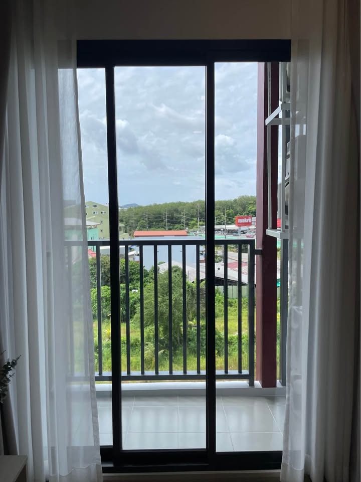 2-Bedroom Condo for Rent in Phuket Town — exterior view