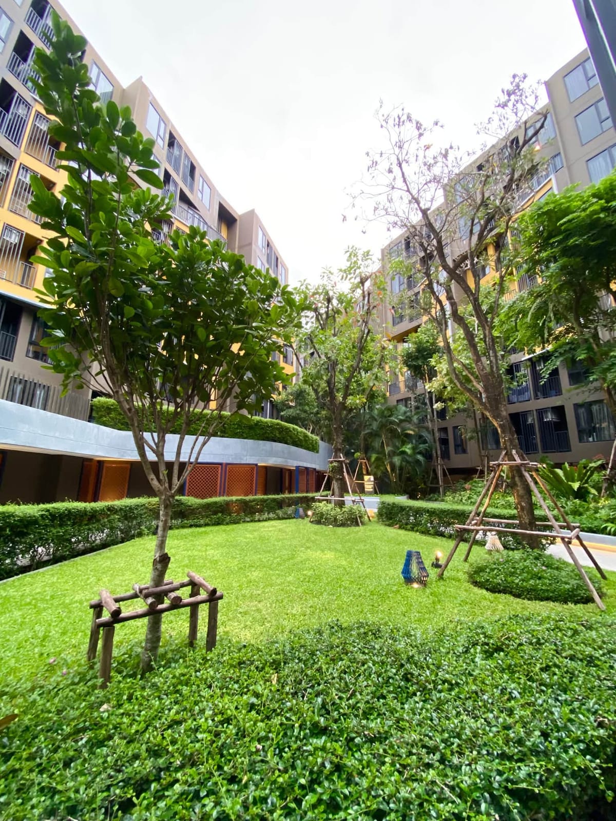1-Bedroom Condo for Rent in Phuket Town — exterior view