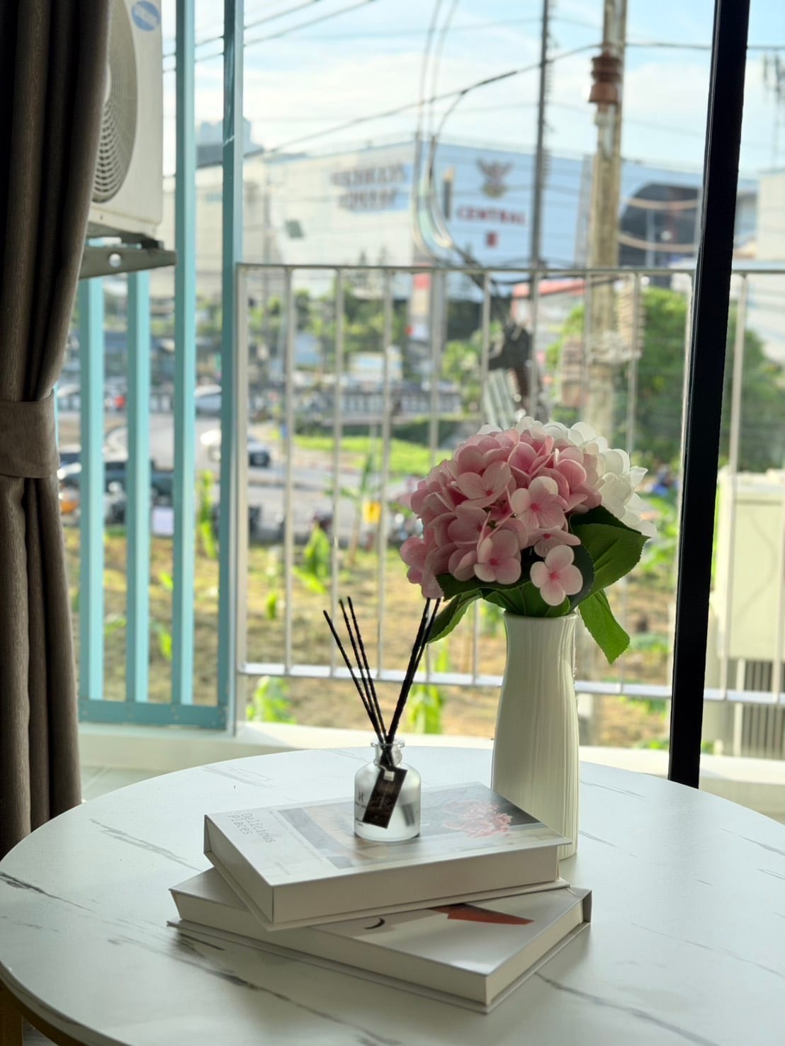 1-Bedroom Condominium for Sale in Phuket Town — exterior view