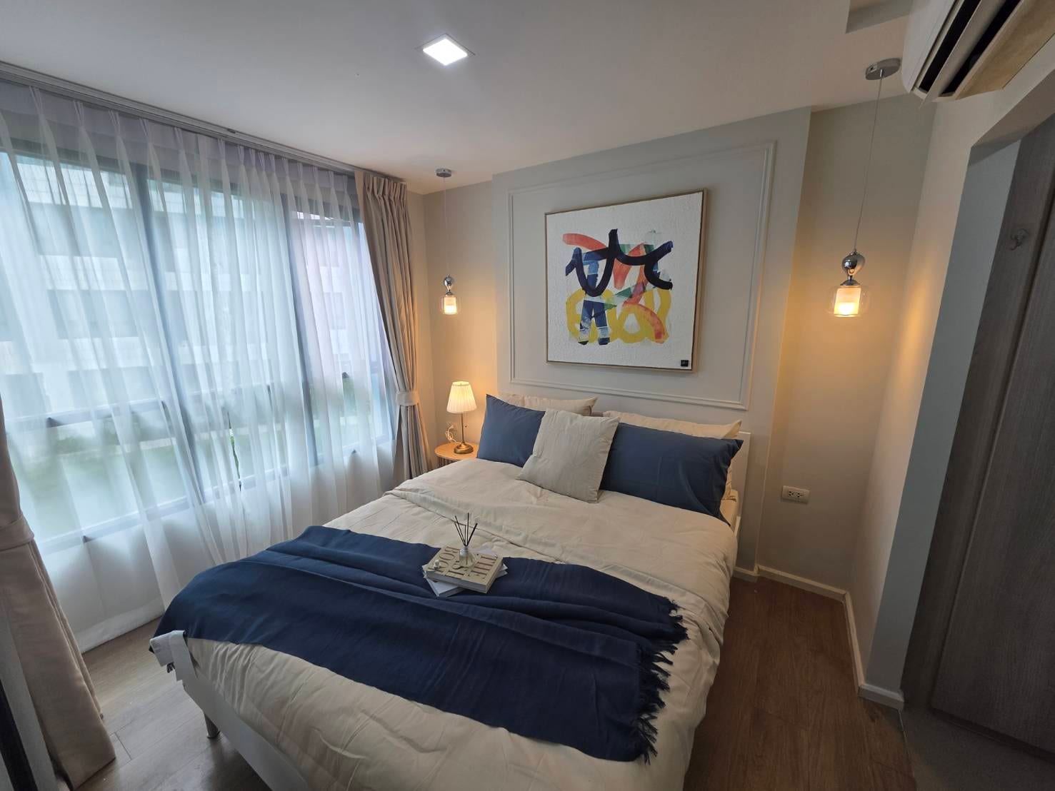 1-Bedroom Condominium for Sale in Phuket Town — interior view
