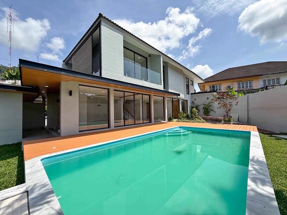 5-Bedroom House for Sale in Phuket Town