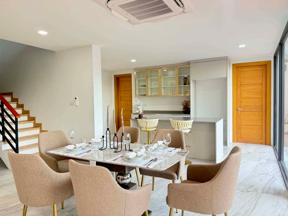 5-Bedroom House for Sale in Phuket Town — interior view