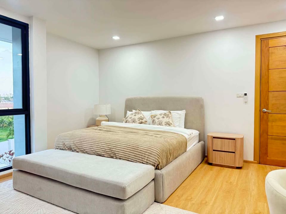 5-Bedroom House for Sale in Phuket Town — interior view
