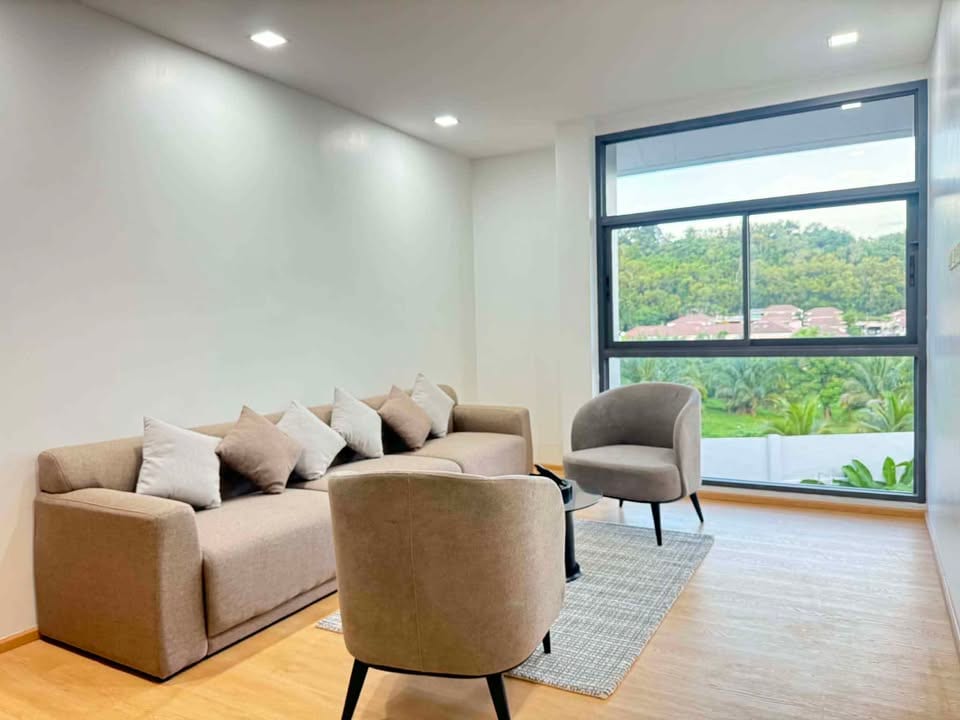 5-Bedroom House for Sale in Phuket Town — interior view