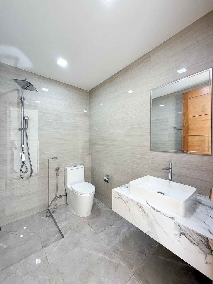 5-Bedroom House for Sale in Phuket Town — interior view