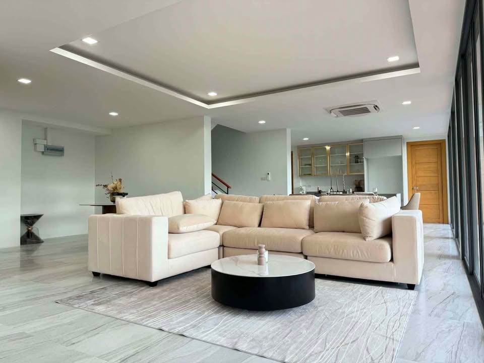 5-Bedroom House for Sale in Phuket Town — interior view