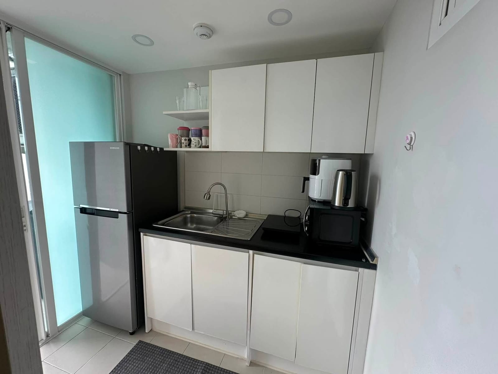 Studio Condominium for Rent in Phuket Town — photo 2 of 8