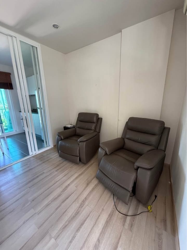 One-Bedroom Apartment with Town Views — The Base Downtown, Phuket Town 9