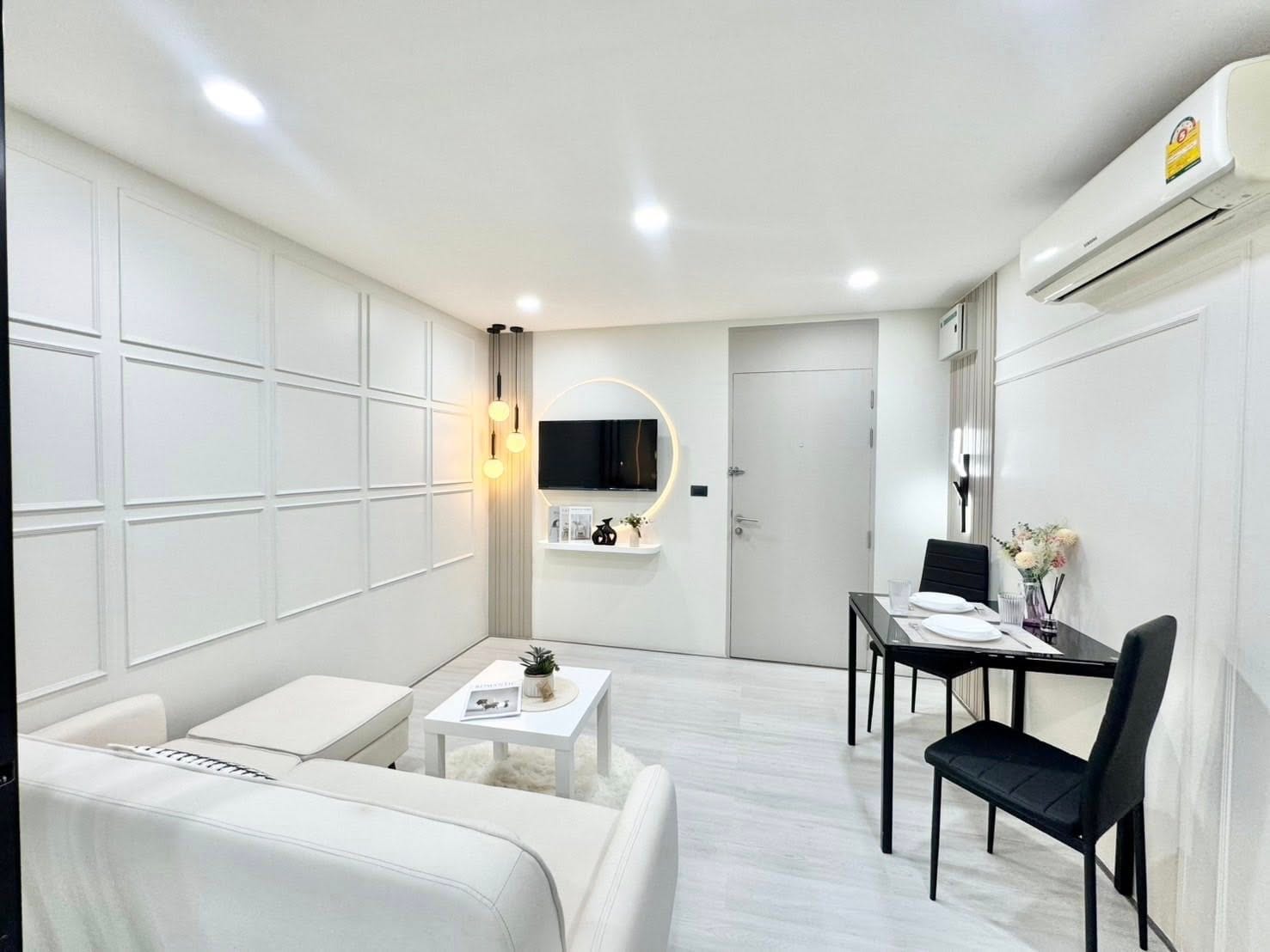 Pool-View 1-Bedroom Apartment — Centrio, Phuket Town 7