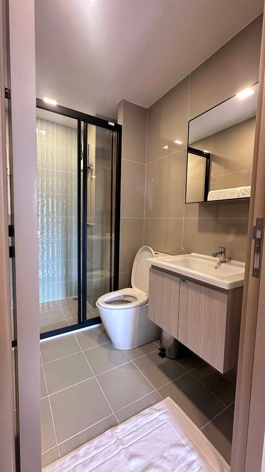 Brand New City-View Apartment — The Base, Phuket Town 9