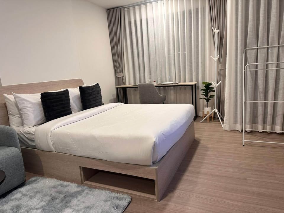 Brand New 1-Bedroom Apartment — The Base, Phuket Town 10