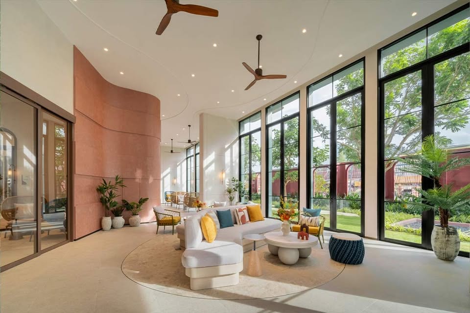Brand New 1-Bedroom Apartment near Central Phuket — The Base 4