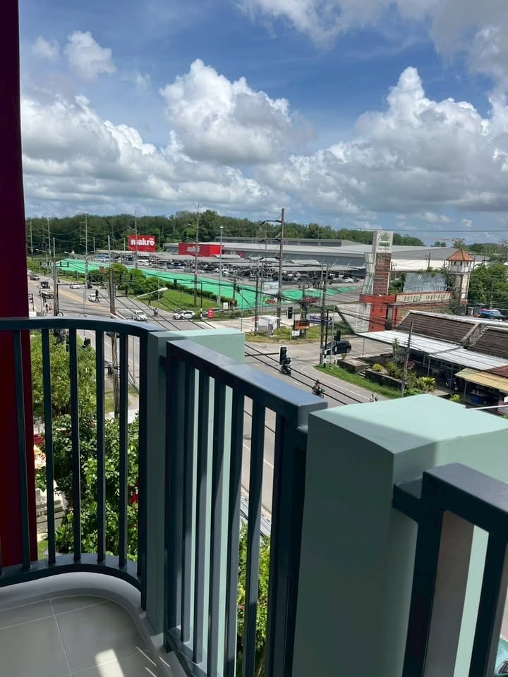 Brand New 1-Bedroom Apartment near Central Phuket — The Base 5