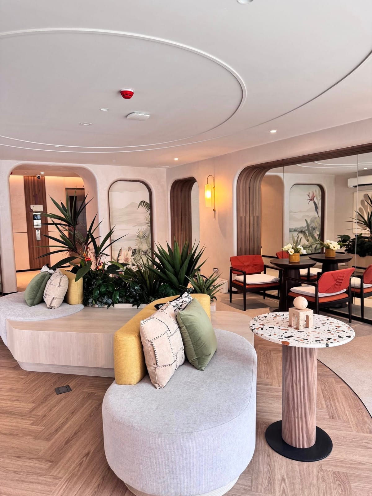 1-Bedroom Apartment, 550 m from Central Phuket — The Base 8