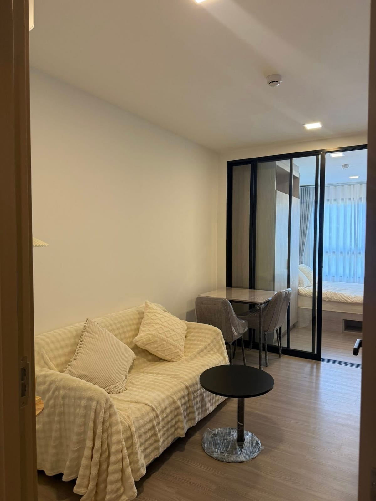 1-Bedroom Apartment near the Lift — The Base, Wichit 3