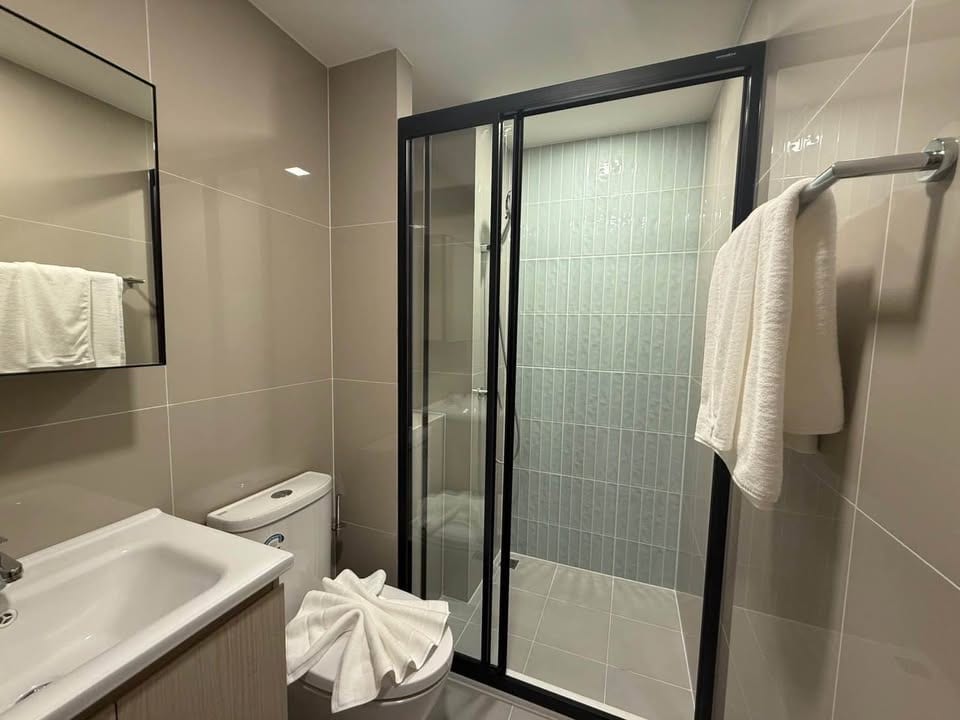 Mountain-View Apartment — The Base, Phuket Town 3
