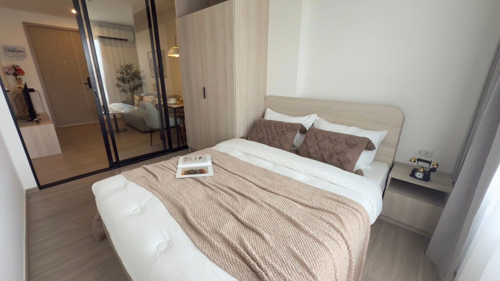 Bright One-Bedroom Apartment — Phuket Town 4