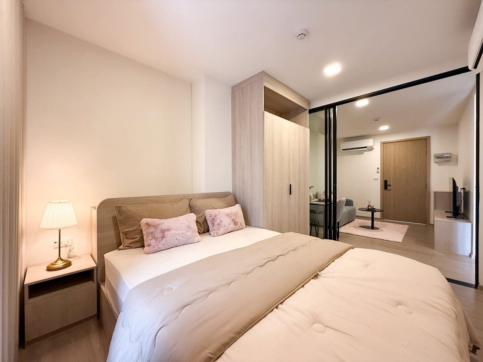 Brand-New One-Bedroom Corner Unit — The Base Bukit by Sansiri