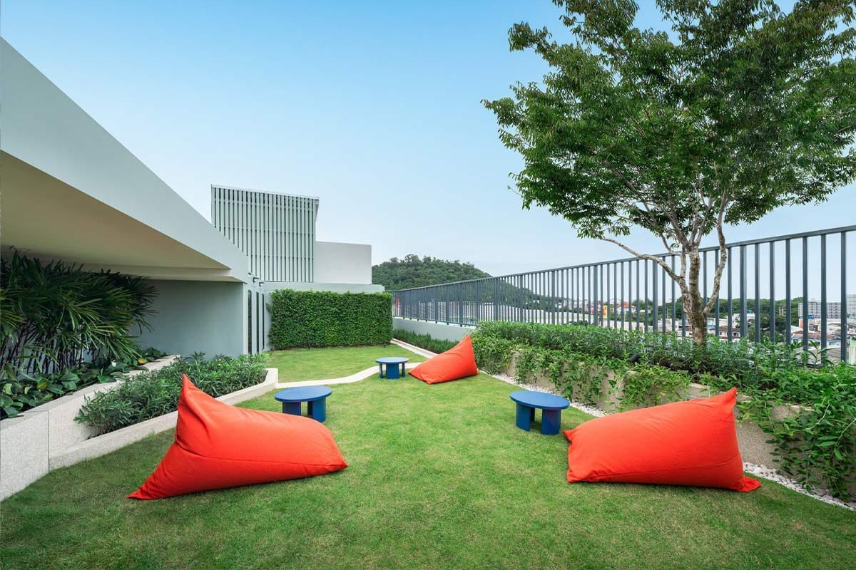 Garden-View 2-Bedroom Apartment — The Base by Sansiri, Wichit 2