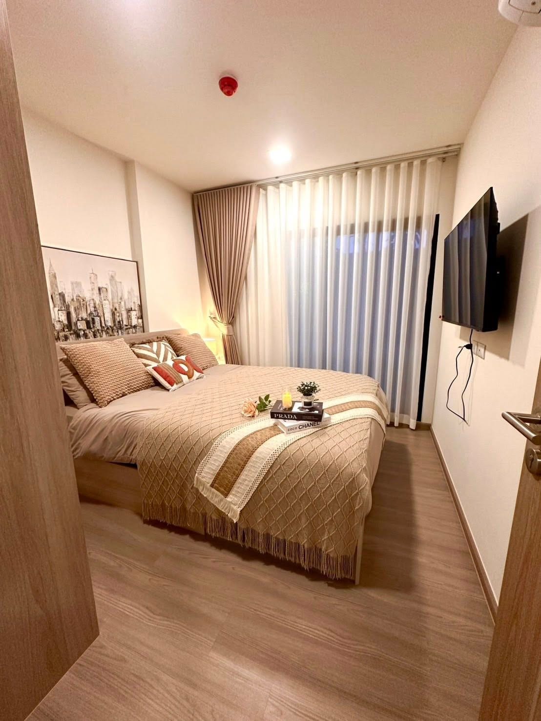 Garden-View 2-Bedroom Apartment — The Base by Sansiri, Wichit 8