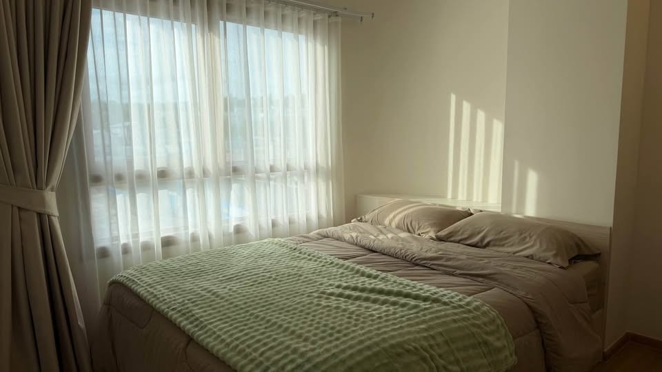 1-Bedroom Condominium for Rent in Phuket Town — interior view