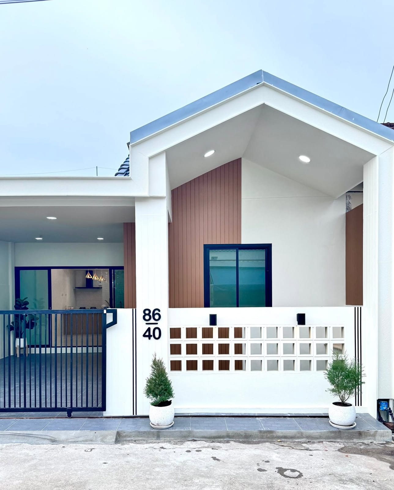 Fully Renovated Two-Bedroom House — Nimit Naka