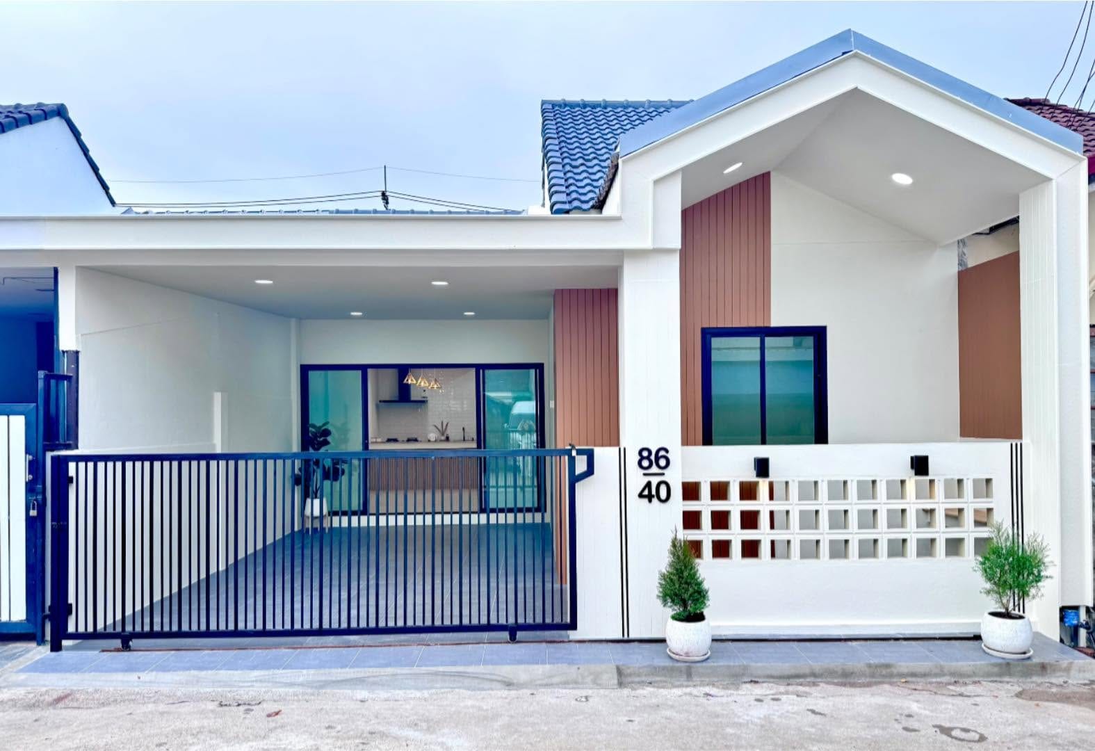 Fully Renovated Two-Bedroom House — Nimit Naka
