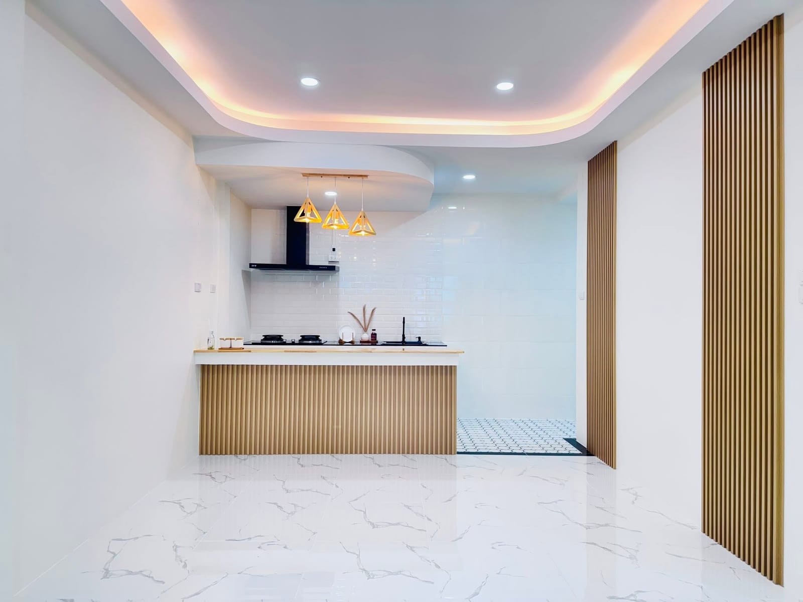 Fully Renovated Two-Bedroom House — Nimit Naka