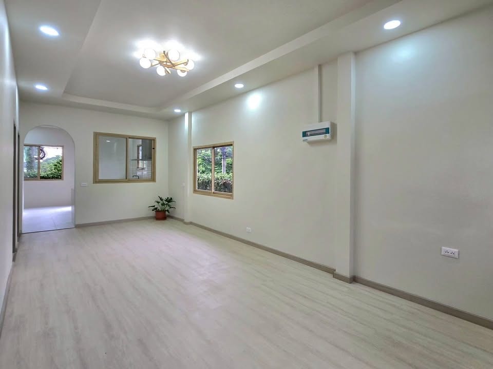 Detached House with Green Outlook — Soi Bang Chee Lao, Phuket Town 8