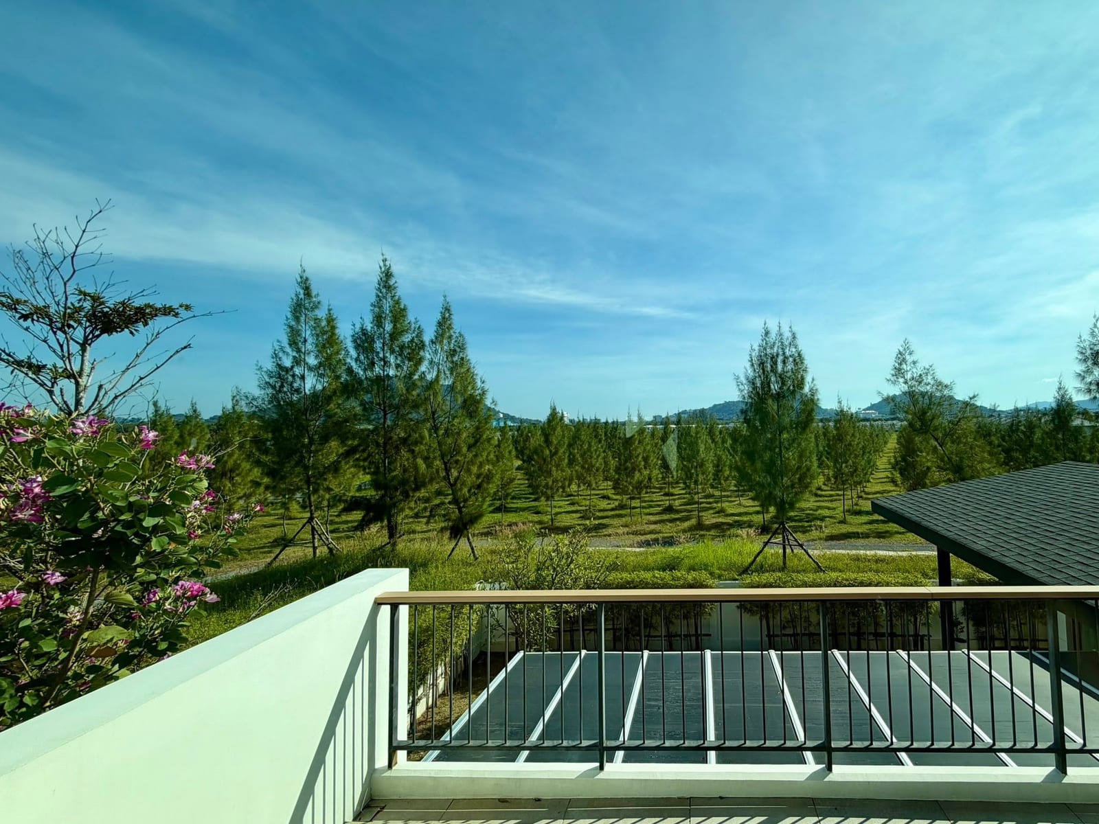 Modern 3-Bedroom House with Home Theatre — Nimman, near IKEA 4