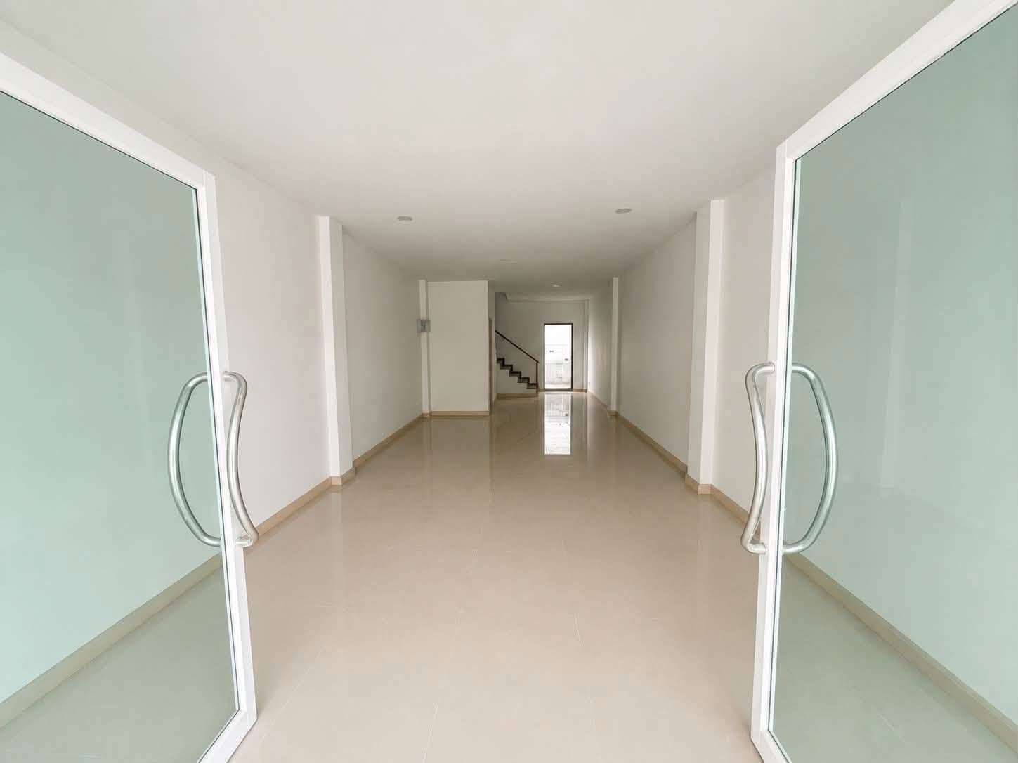 3-Bedroom Townhouse for Sale in Phuket Town — interior view