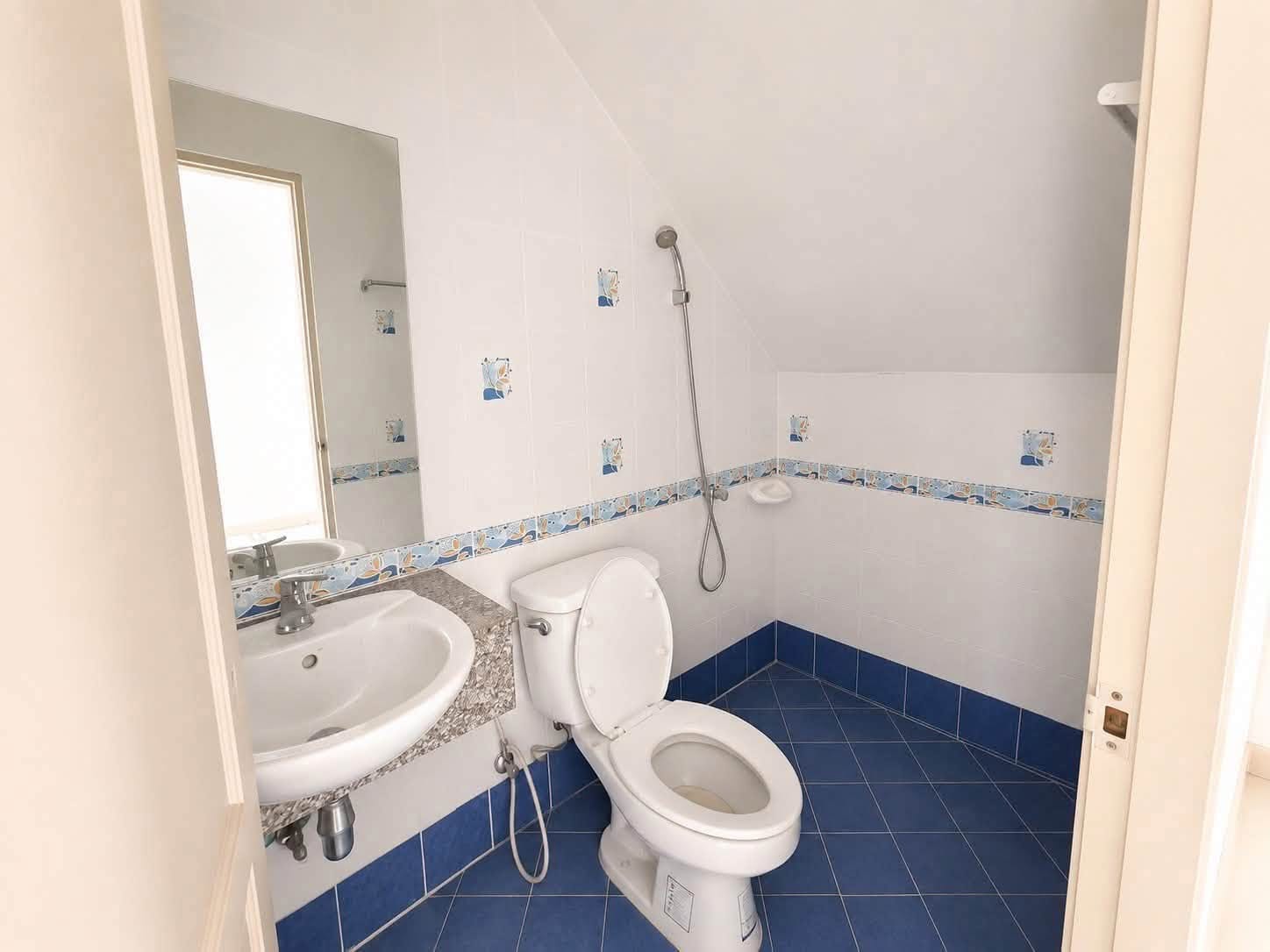 3-Bedroom Townhouse for Sale in Phuket Town — interior view