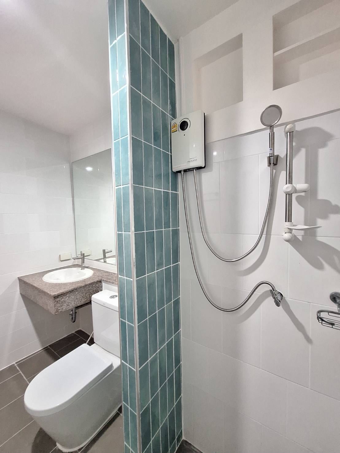 1-Bedroom Condominium for Sale in Phuket Town — interior view