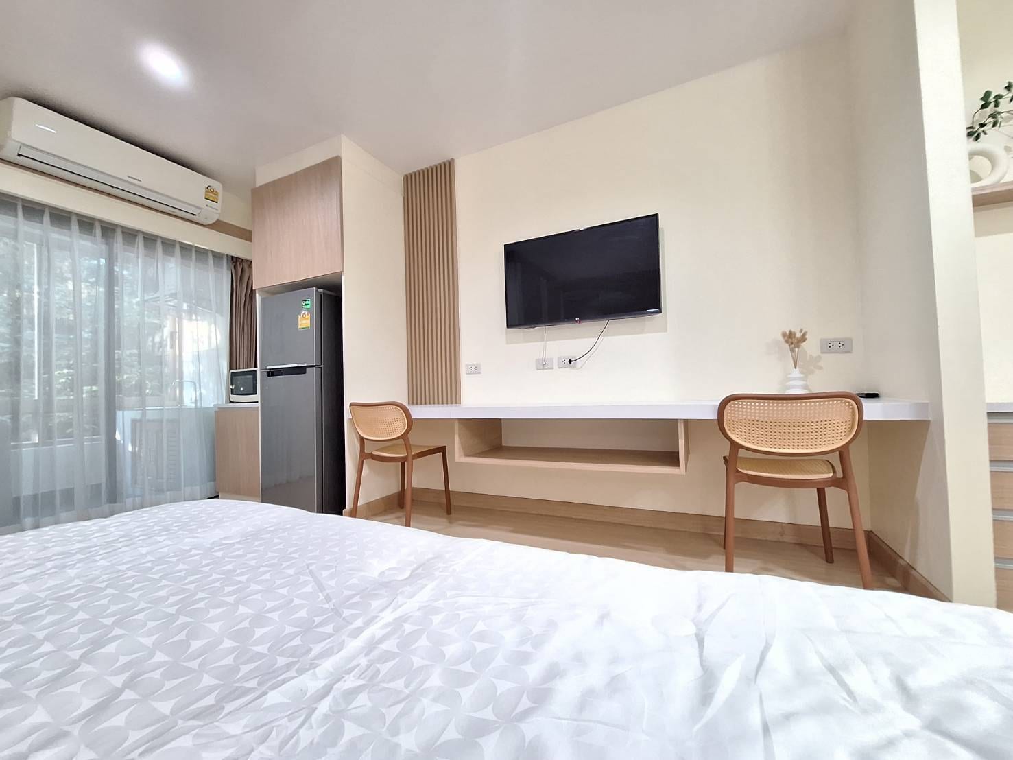 1-Bedroom Condominium for Sale in Phuket Town — interior view