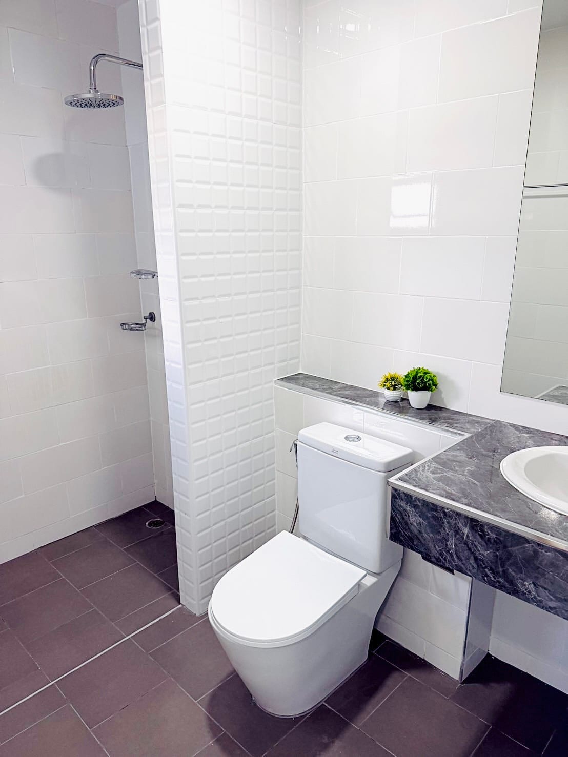 1-Bedroom Condominium for Sale in Phuket Town — interior view